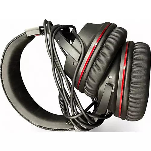 Used Focusrite SCARLETT 2I2 GEN 4 STUDIO BUNDLE Audio Interface