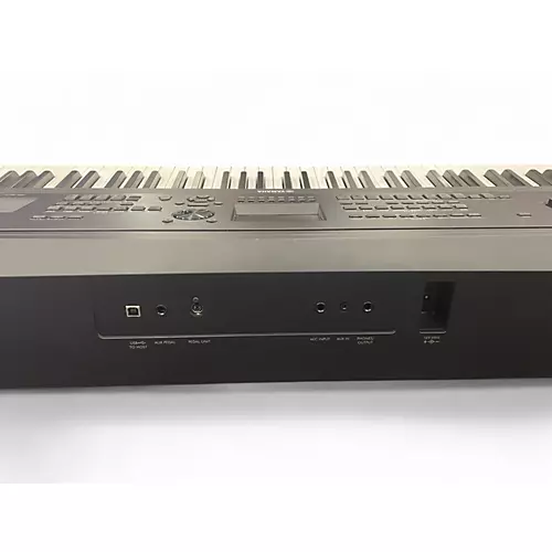 Used Yamaha DGX670 Arranger Keyboard