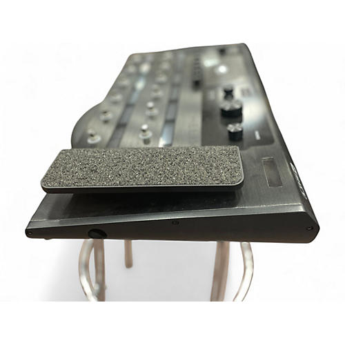 Used Line 6 Helix Effect Processor