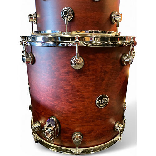 Used DW 4 Piece Performance Series Tobacco Stain Oil Drum Kit Tobacco Stain Oil