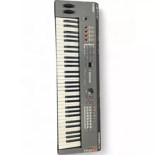 Used Yamaha MX61 61 Key Keyboard Workstation