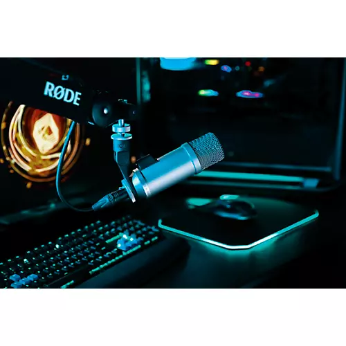 RODE Broadcaster Large-Diaphragm Condenser Microphone