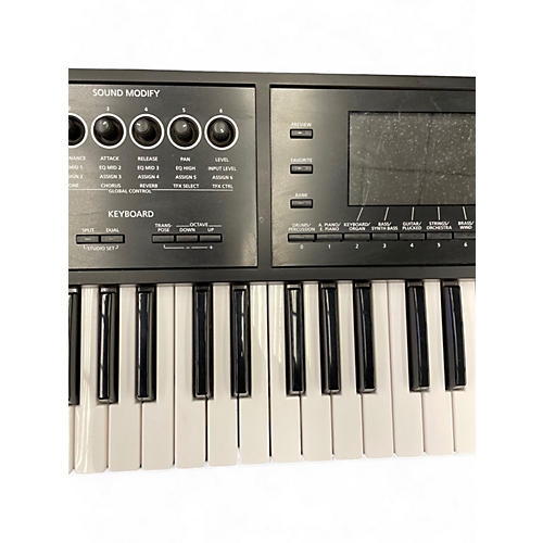 Used Roland Fantom 06 Keyboard Workstation