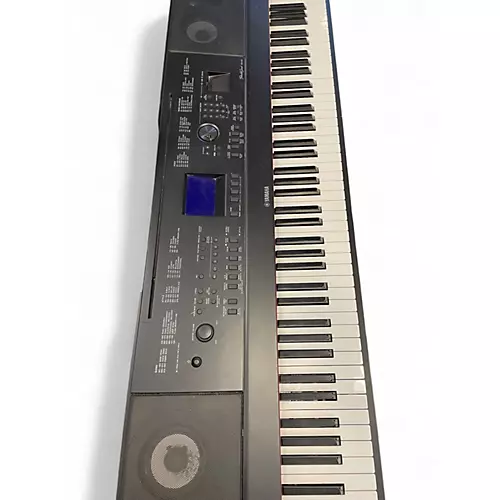 Used Yamaha DGX660 Portable Keyboard