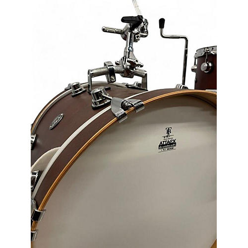 Used DW 3 piece Performance Series Tobacco Drum Kit Tobacco