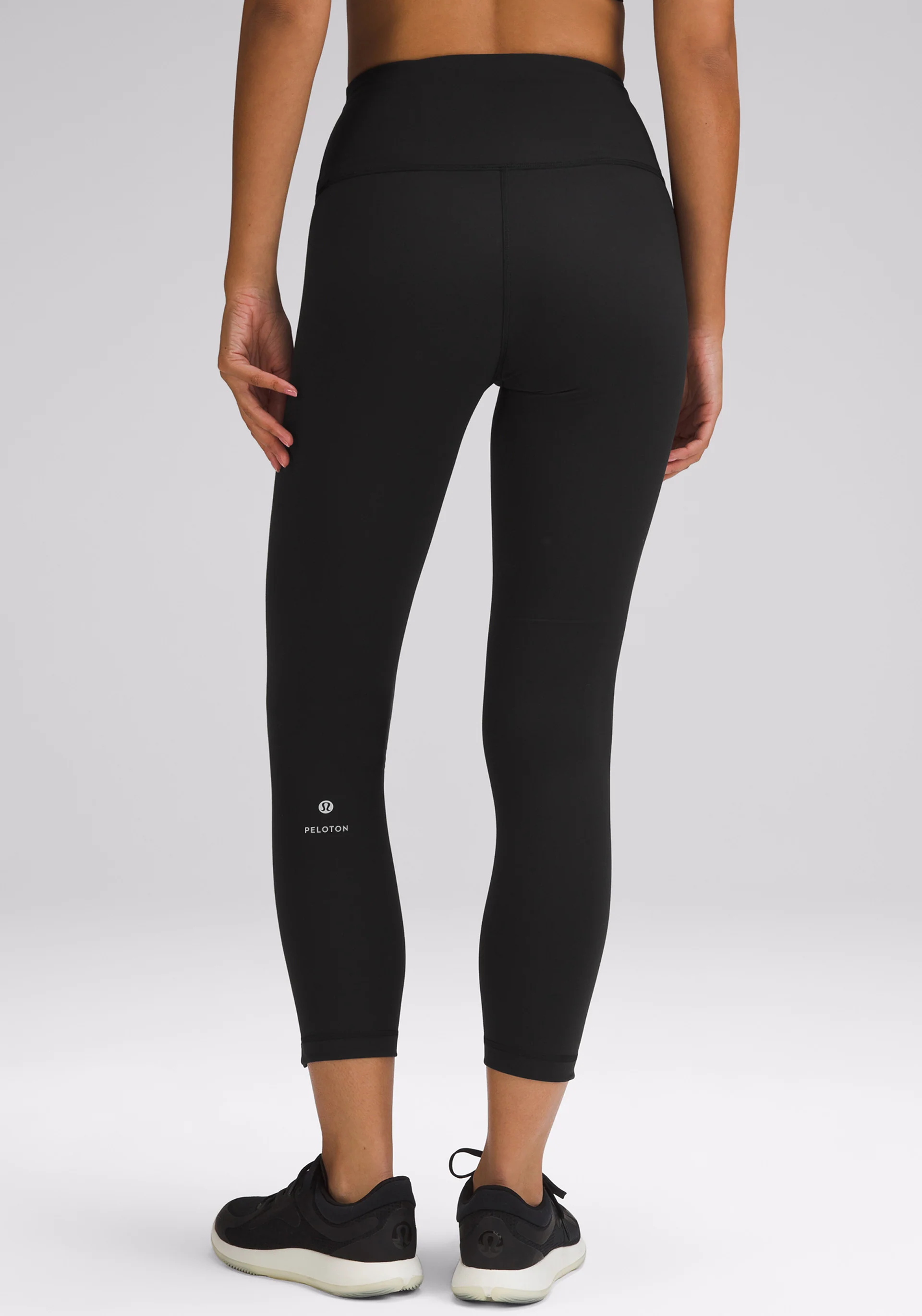 Wunder Train High-Rise Tight 25 | Hem Slit