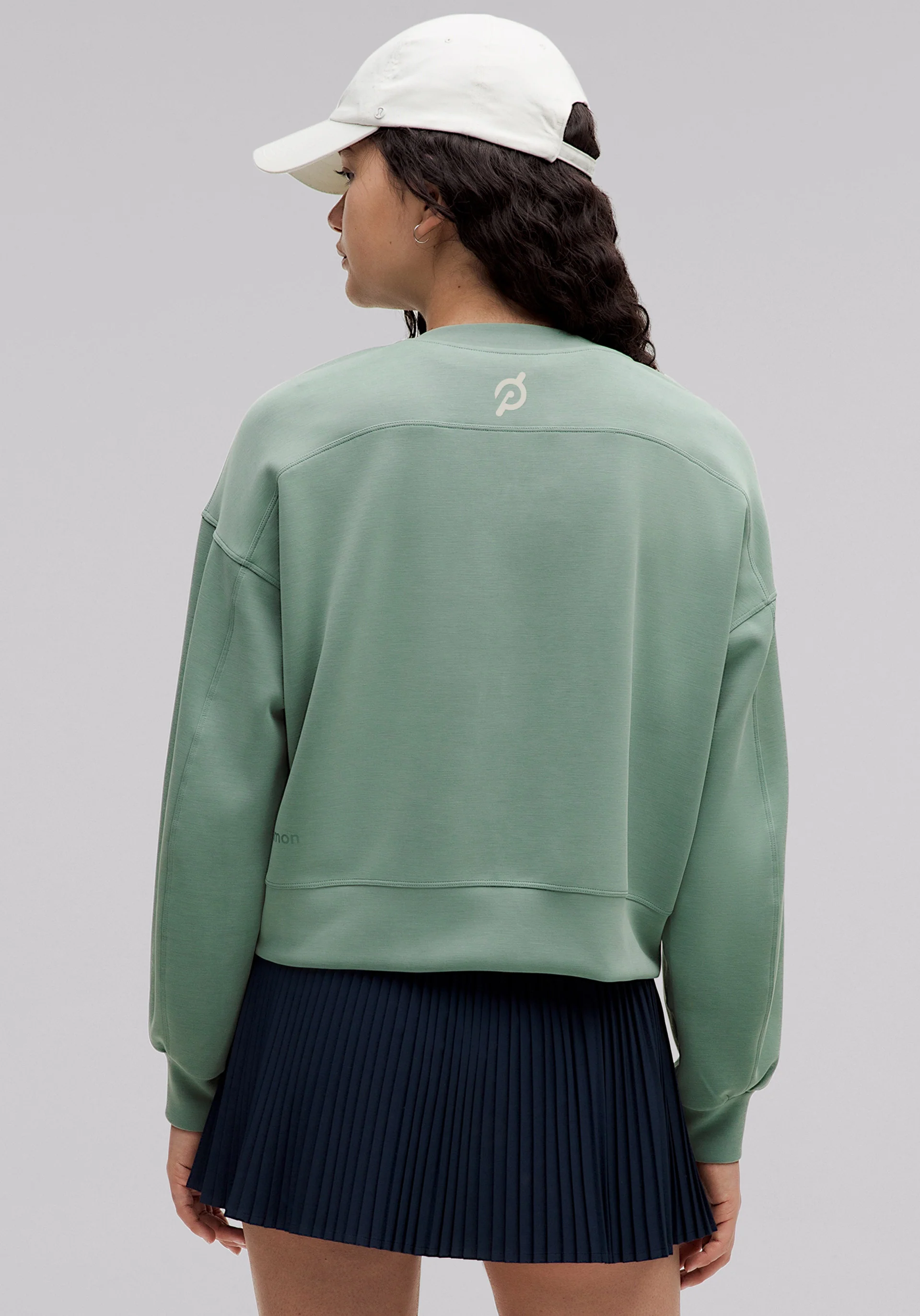 Softstreme Perfectly Oversized Cropped Crew