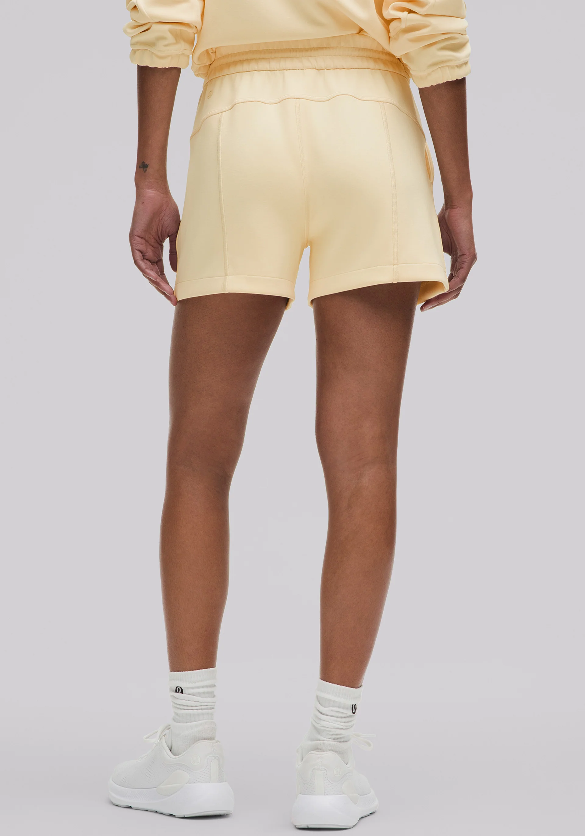 Softstreme High-Rise Short 4