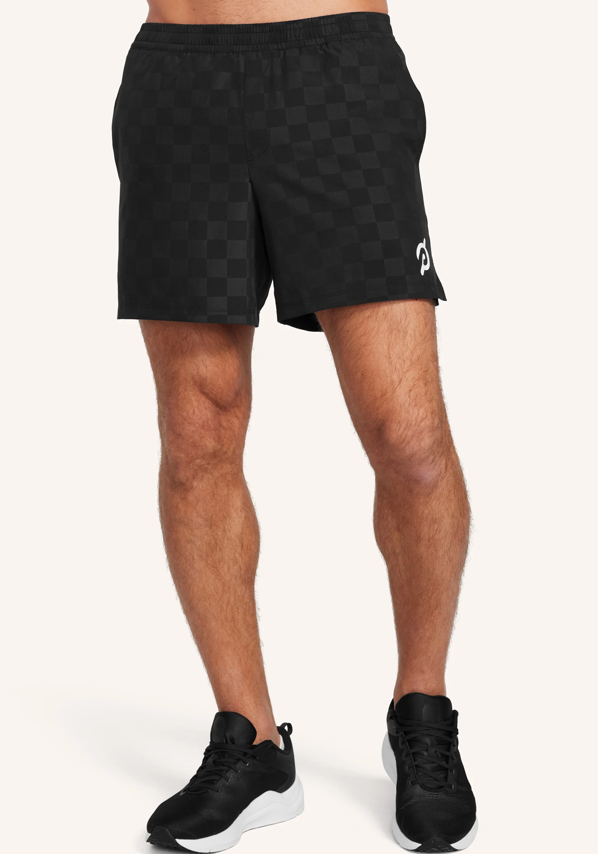 Output 6 Lined Embossed Turin Short
