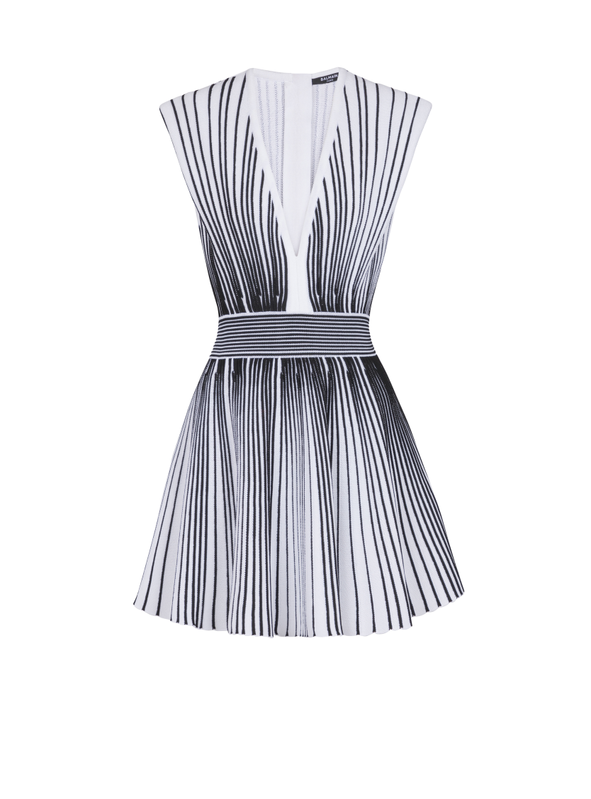 Two-tone flared knit dress