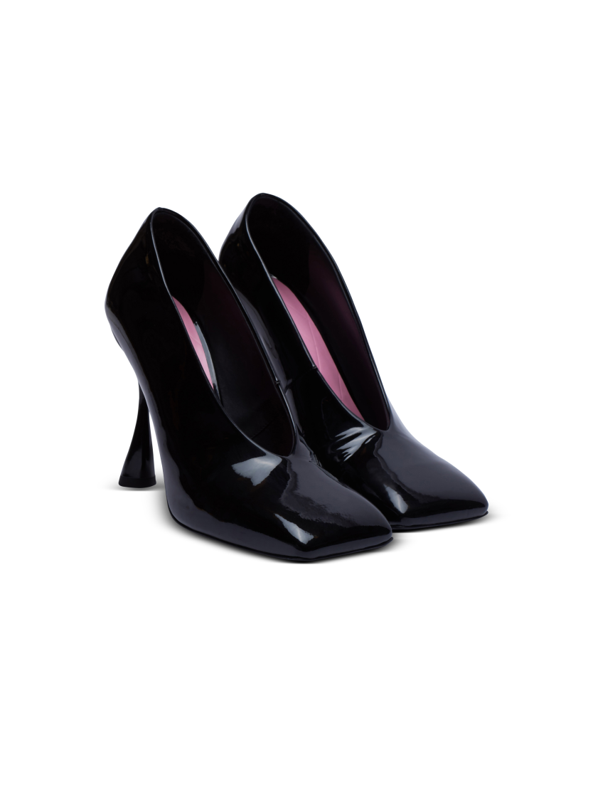 Eden patent leather pumps