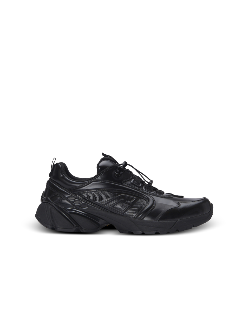 Cosmic Dust trainers in technical materials