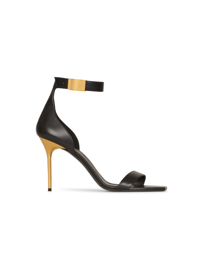 Leather Uma sandals
