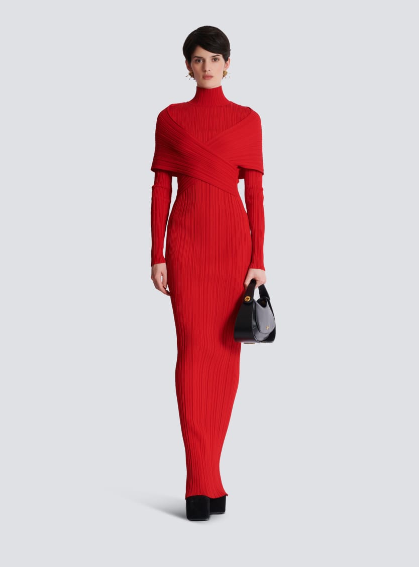 Long pleated knit dress