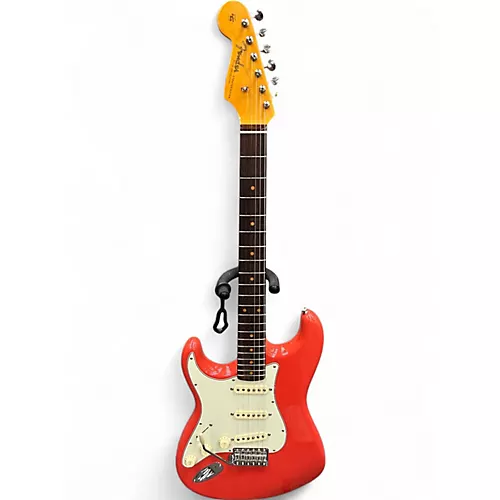 Used Fender AMERICAN VINTAGE II 1961 STRATOCASTER Fiesta Red Solid Body Electric Guitar Fiesta Red