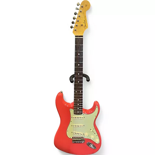 Used 2023 Fender Willcutt True '62 Stratocaster Fiesta Red Solid Body Electric Guitar Fiesta Red