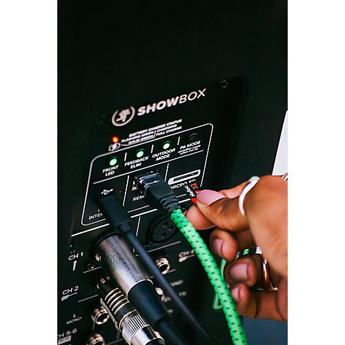 Mackie ShowBox Battery Powered All-In-One Performance Rig With Breakaway Mix Control Black