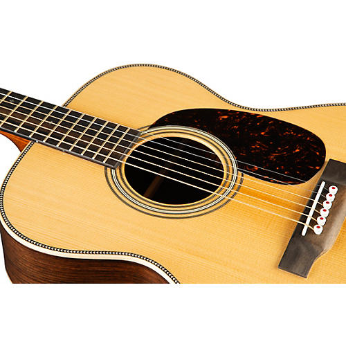 Martin 000-28 Modern Deluxe Auditorium Acoustic Guitar Natural