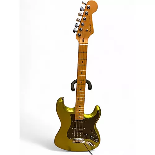 Used Fender American Ultra II Stratocaster HSS Metallic Green Solid Body Electric Guitar Metallic Green