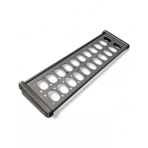 Used Livewire PB200 Pedal Board