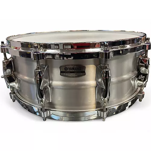 Used Yamaha 5.5X14 Recording Custom Aluminum Snare Black Drum Black 10