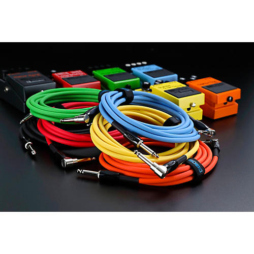 BOSS BIC-10 Straight to Angled Instrument Cable 10 ft. Red