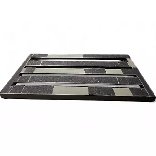 Used Pedaltrain novo 24