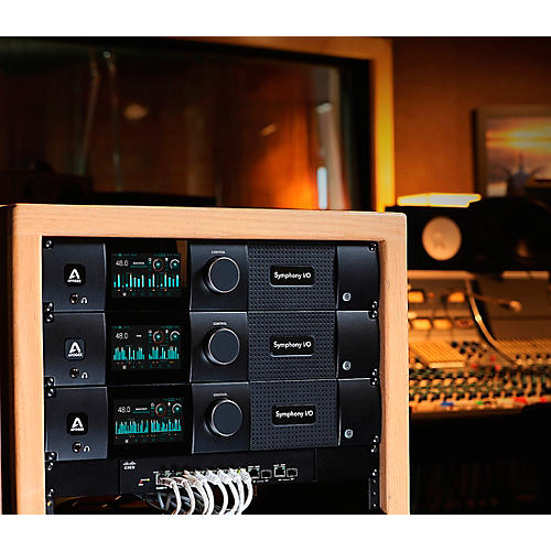 Apogee Symphony I/O MK II Audio Interface With Pro Tools HDX (Dante Upgradable) - 8 Analog I/O With Integrated Mic Preamps (2-DB25 connectors, AES, Optical, SPDIF)