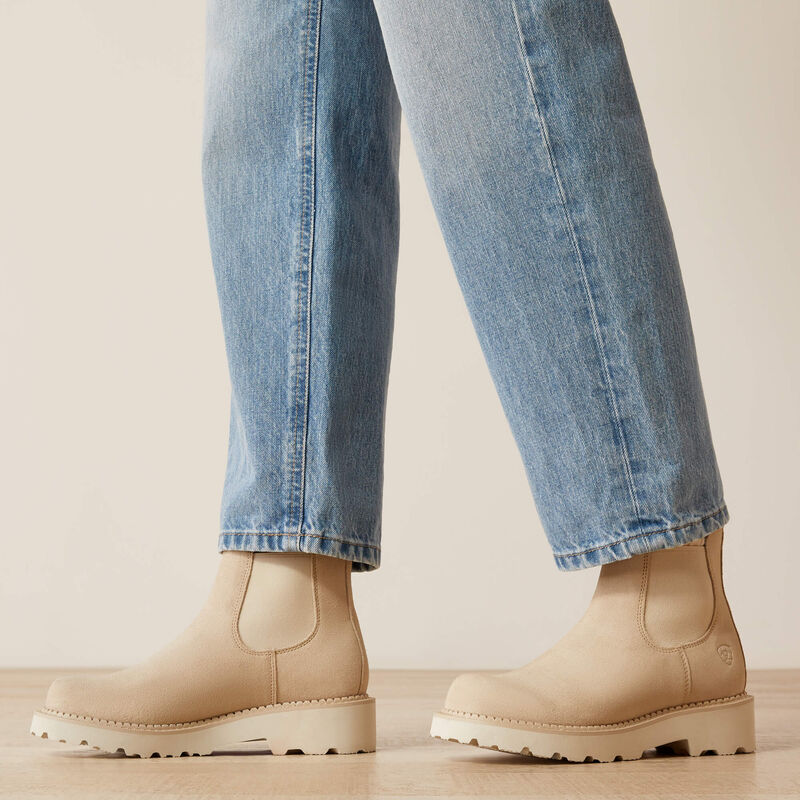 Ultra High Rise Tomboy Straight Leg Jeans