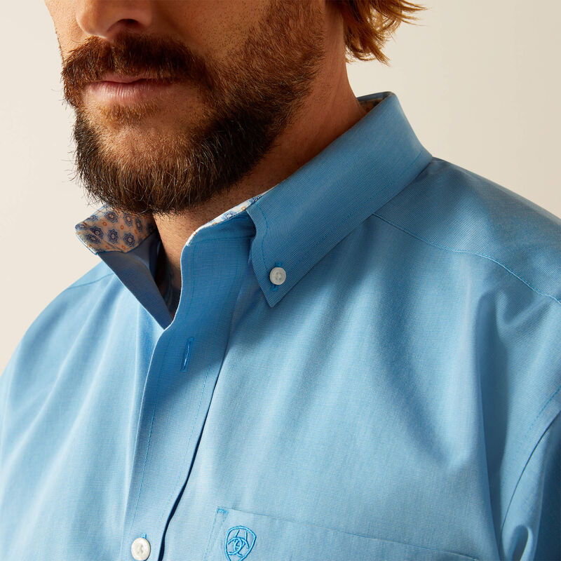 Wrinkle Free Solid Classic Fit Shirt