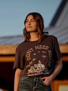 T-Shirts & Tops