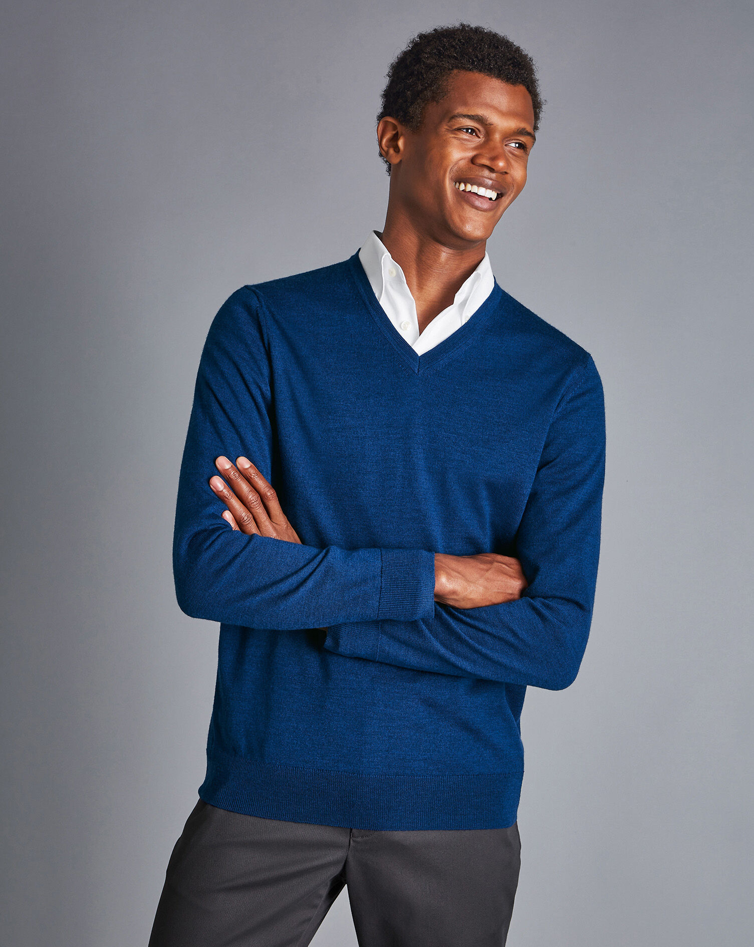 Charles Tyrwhitt Merino V-Neck Sweater - Royal Blue