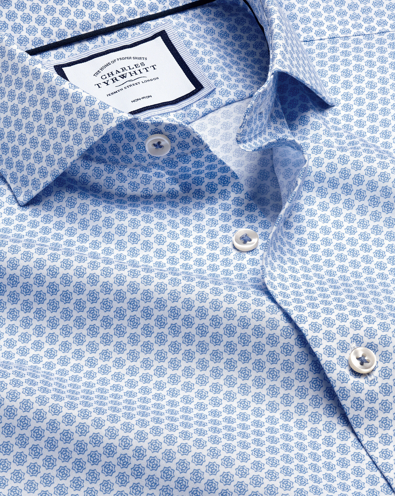 Charles Tyrwhitt Semi-Spread Collar Non-Iron Print Shirt - Blue & White