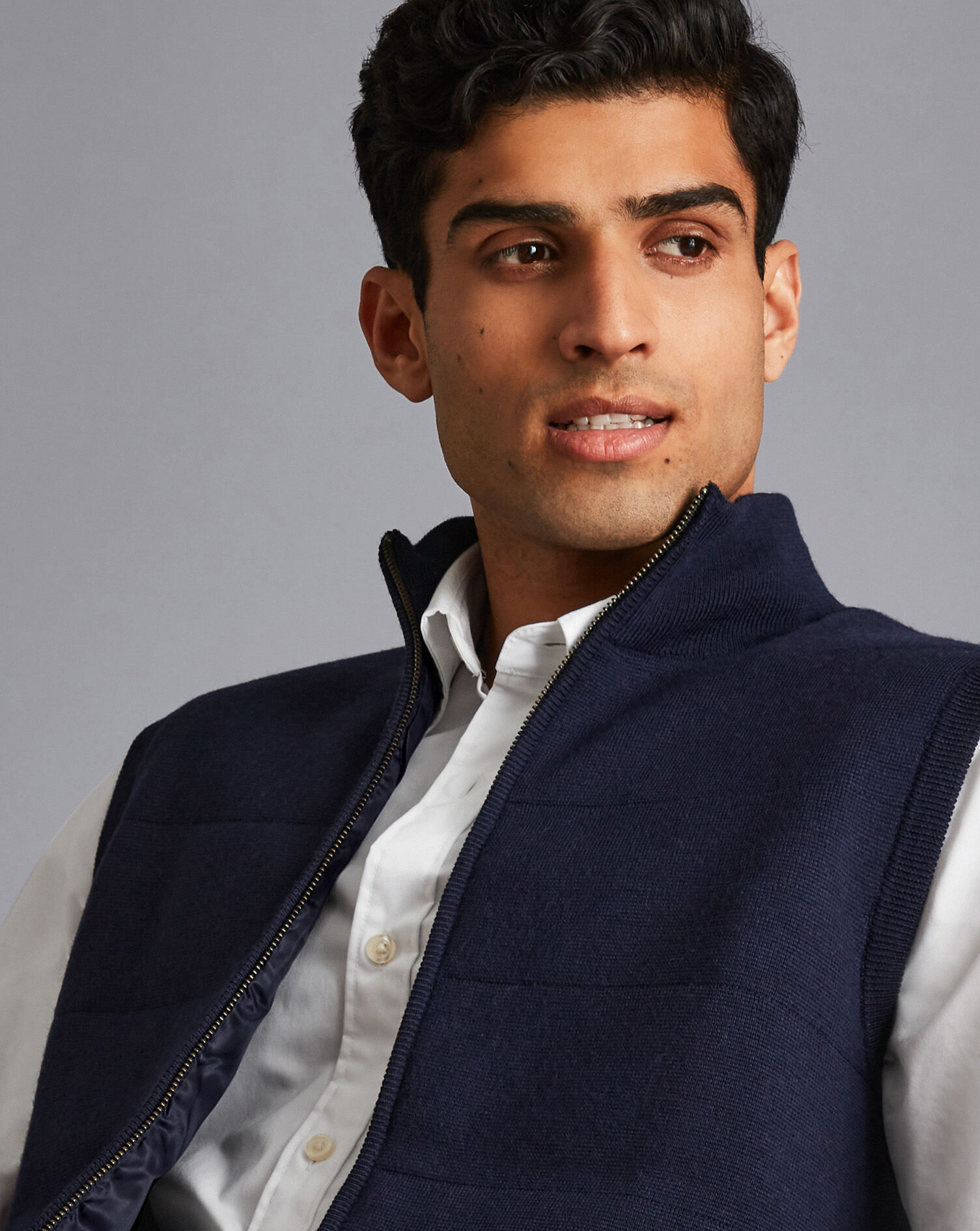 Charles Tyrwhitt Merino Funnel Neck Vest - Navy
