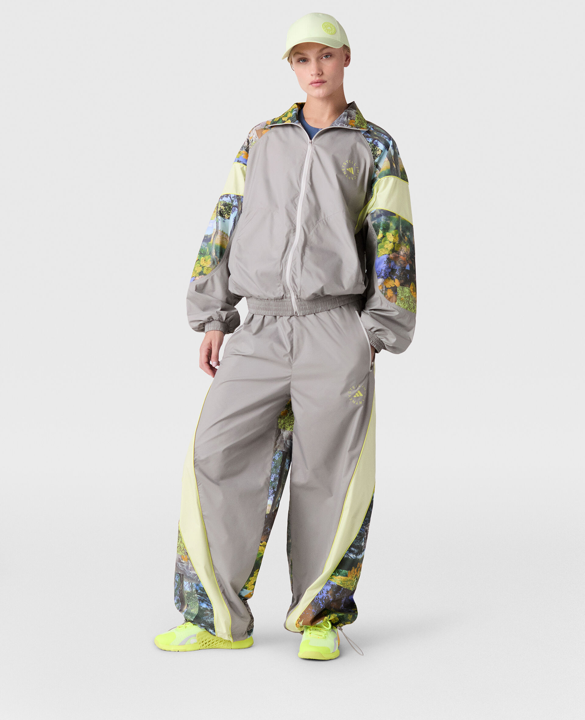 TrueLife Woven TrackPants