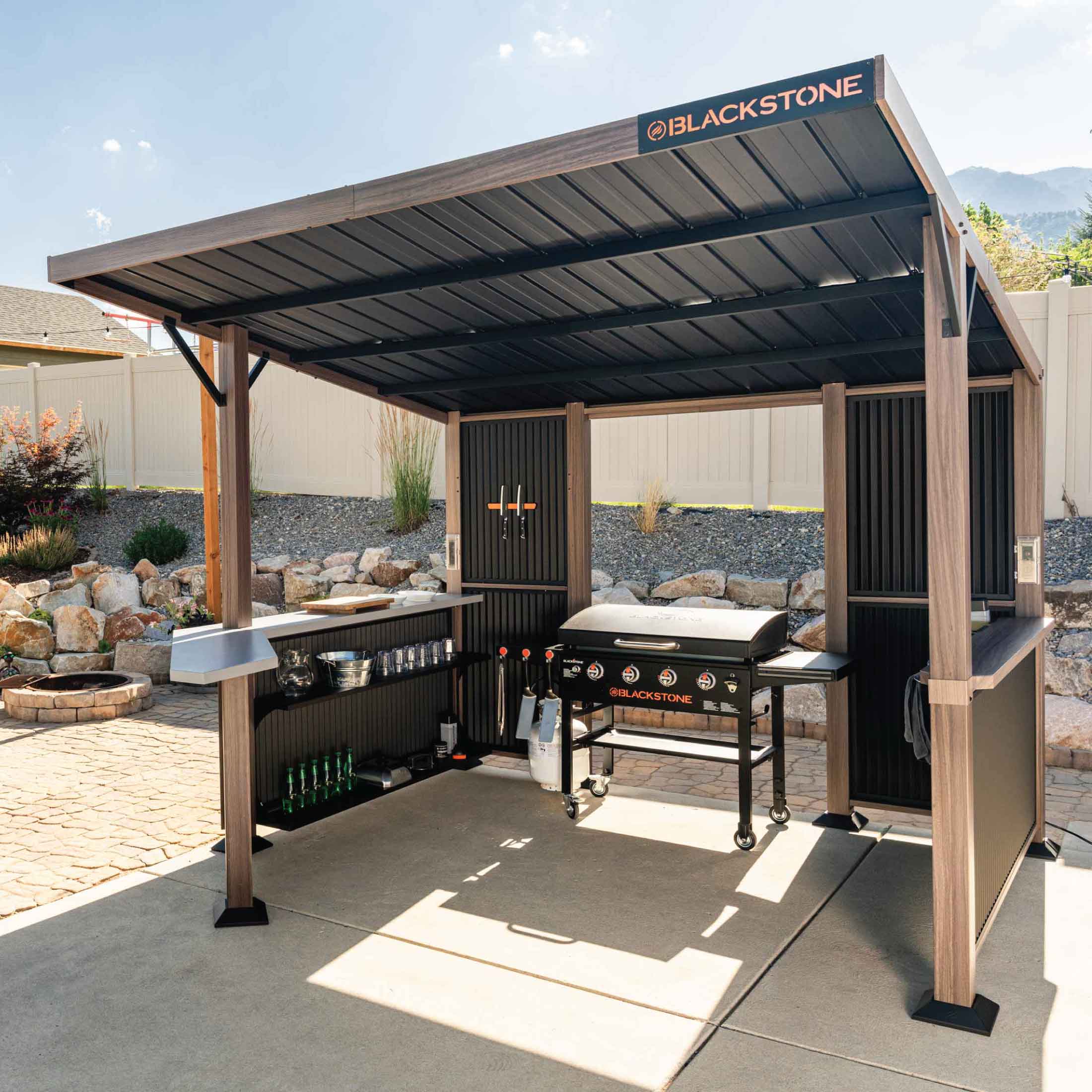 10' x 10' Bar and Griddle Pavilion