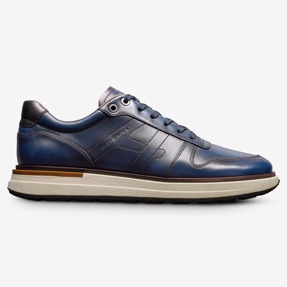 Elliot Lace-up Sneaker