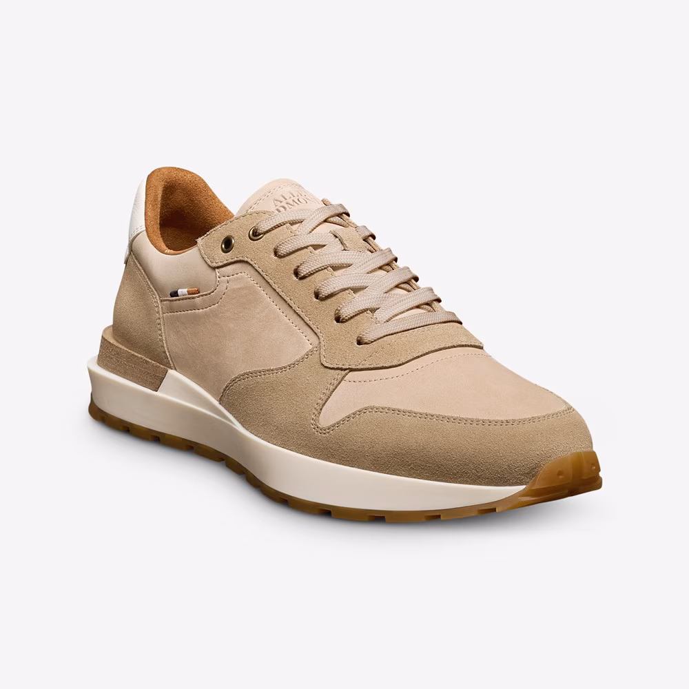 Lionel Lace-up Sneaker