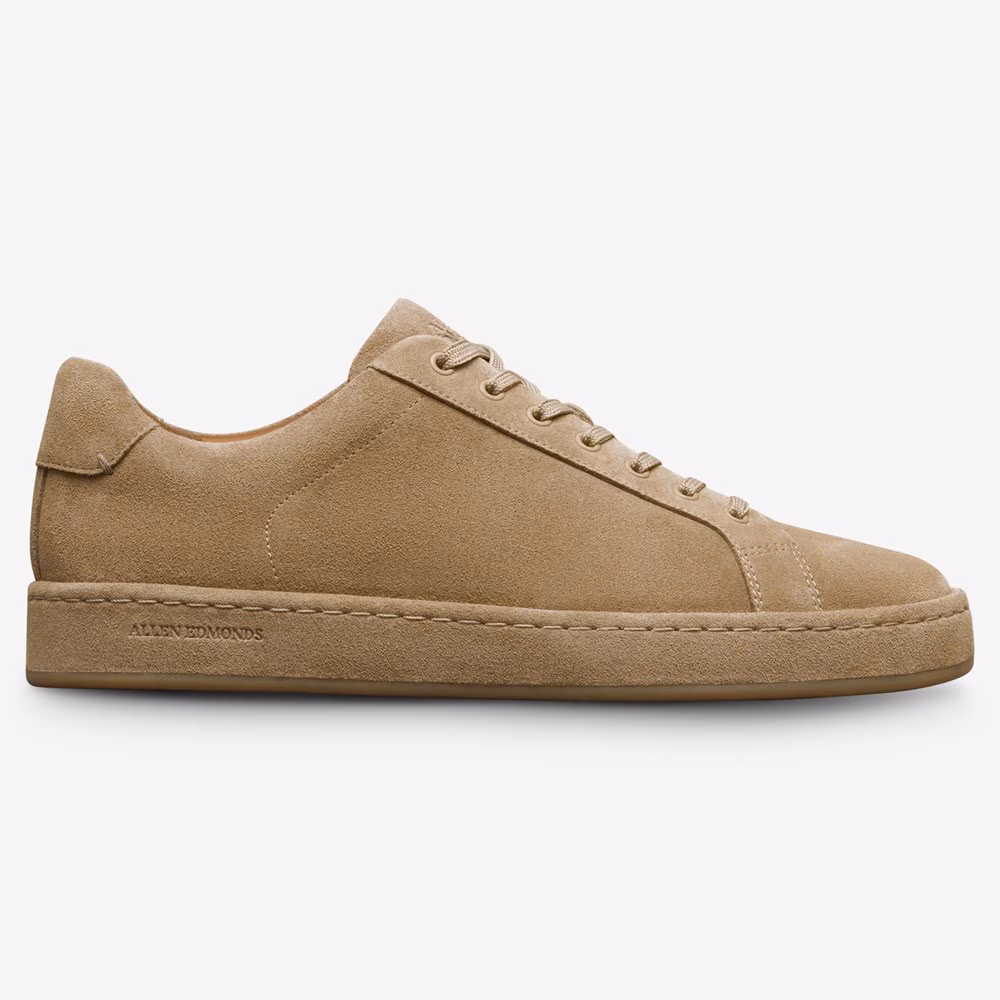 Barnes Lace-up Sneaker