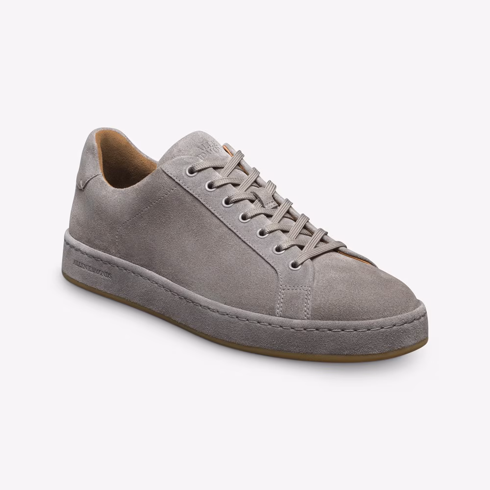 Barnes Lace-up Sneaker