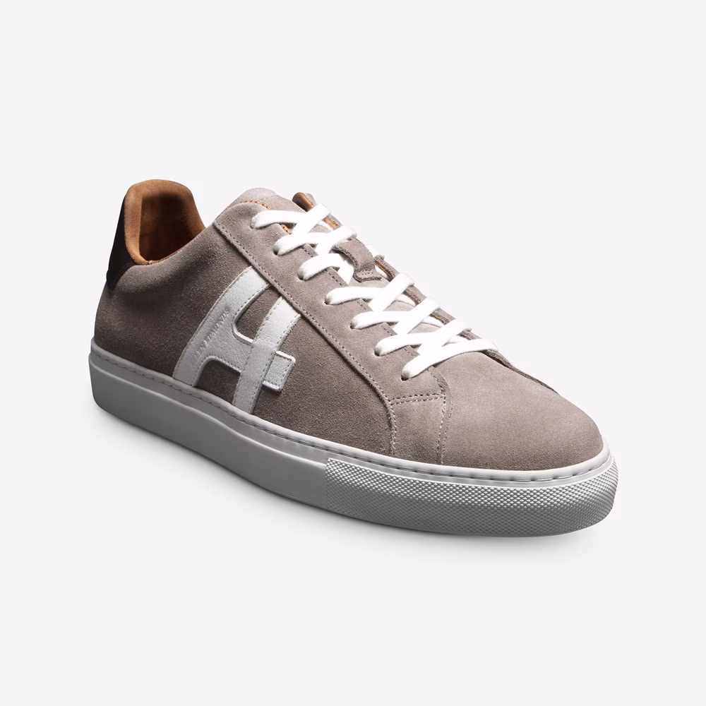 Center Court Lace-up Sneaker