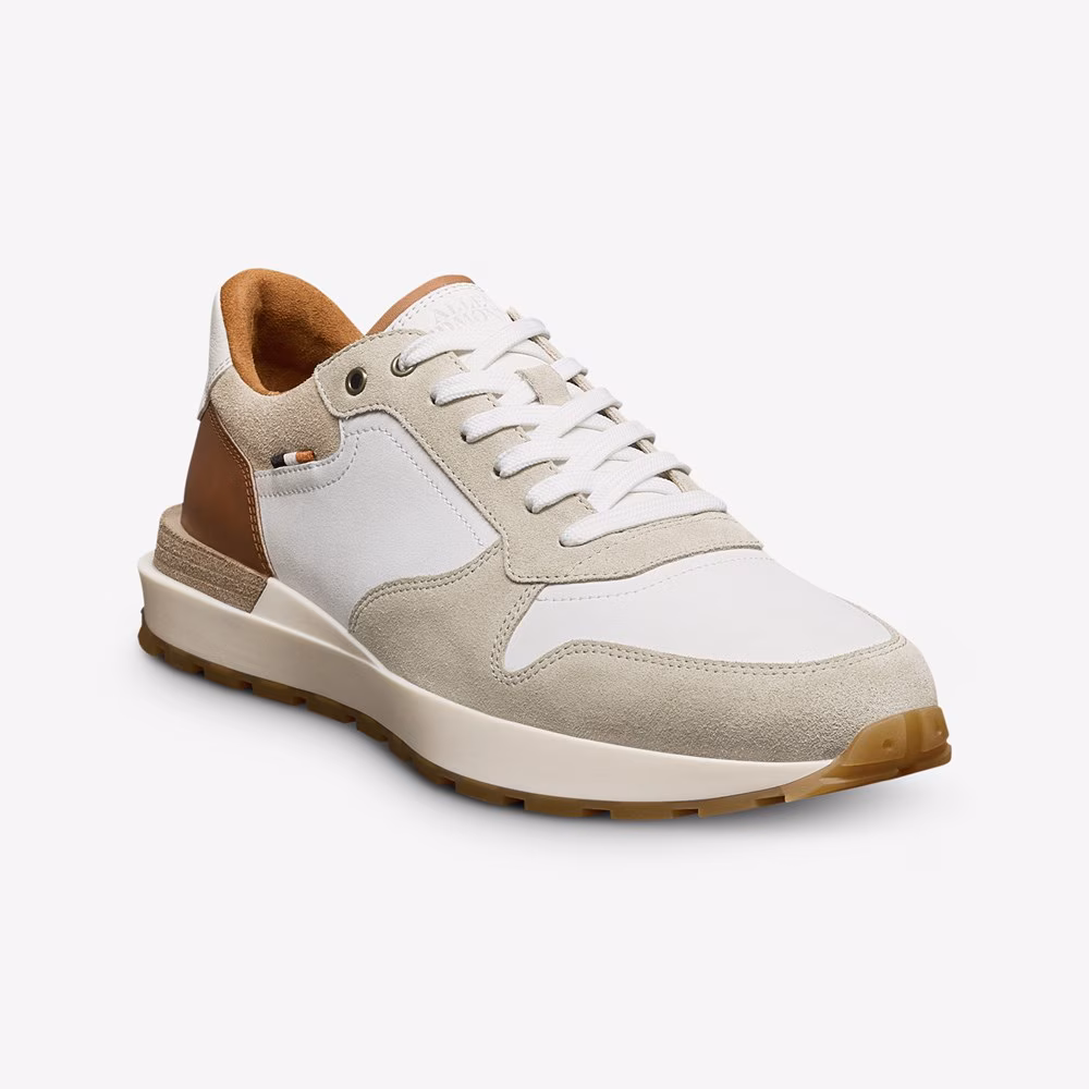 Lionel Lace-up Sneaker