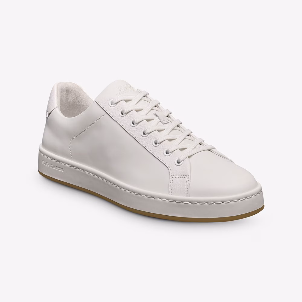 Barnes Lace-up Sneaker