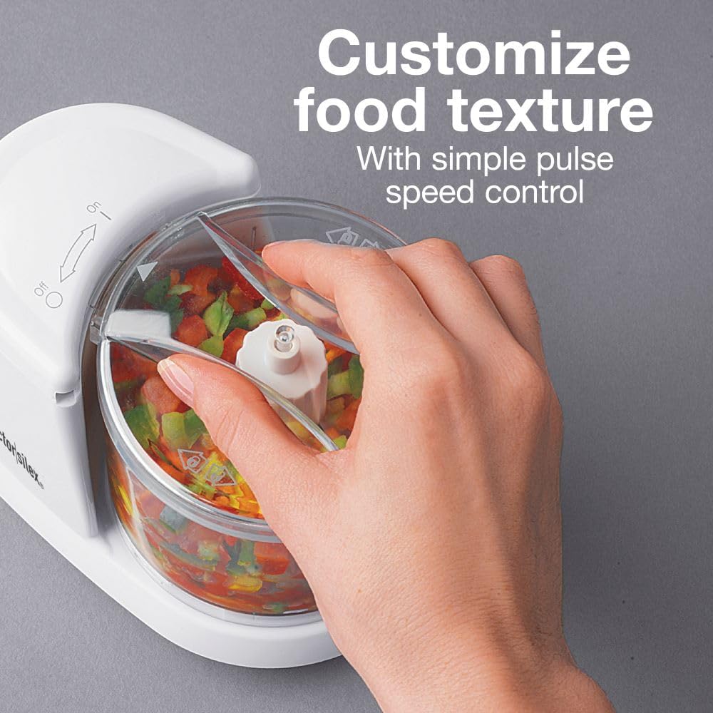 Proctor Silex Durable Electric Vegetable Chopper & Mini Food Processor for Chopping, Puree & Emulsify, 1.5 cups, Black