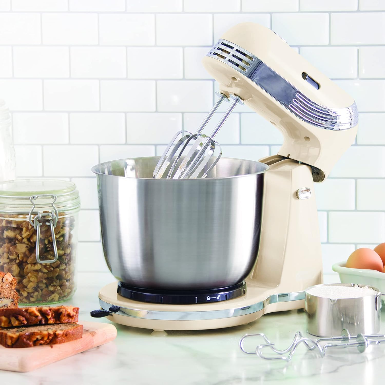 Dash Stand Mixer (Electric Mixer for Everyday Use): 6 Speed Stand Mixer with 3 Quart Stainless Steel Mixing Bowl, Dough Hooks & Mixer Beaters for Dressings, Frosting, Meringues & More - Aqua