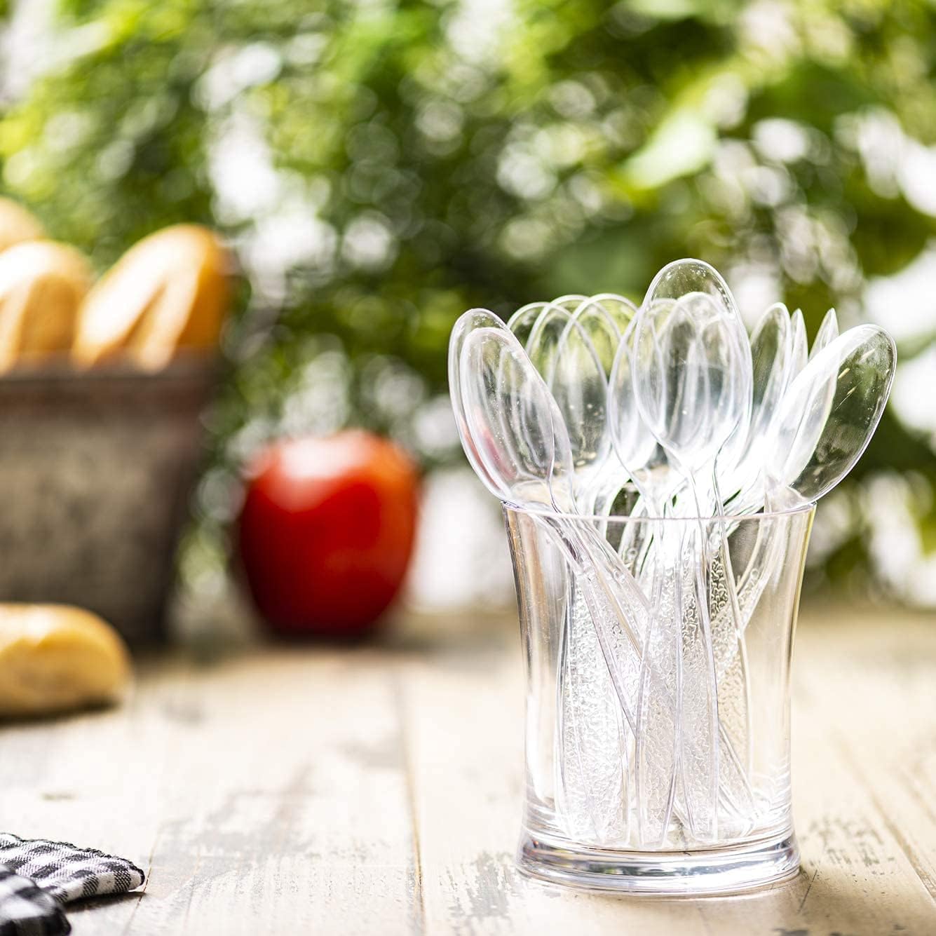 Comfy Package [100 Pack Clear Plastic Knives Heavy Duty with Engraved Design - Plastic Knives Disposable, Sturdy Plastic Silverware for Parties, Weddings, and Events