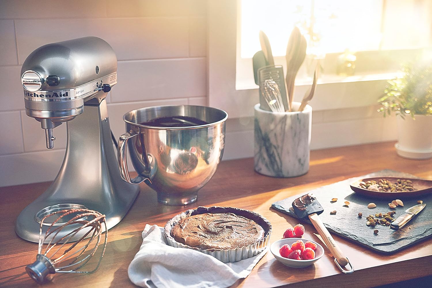 KitchenAid Artisan Series 5 Quart Tilt Head Stand Mixer with Pouring Shield KSM150PS, Removable bowl, Aqua Sky