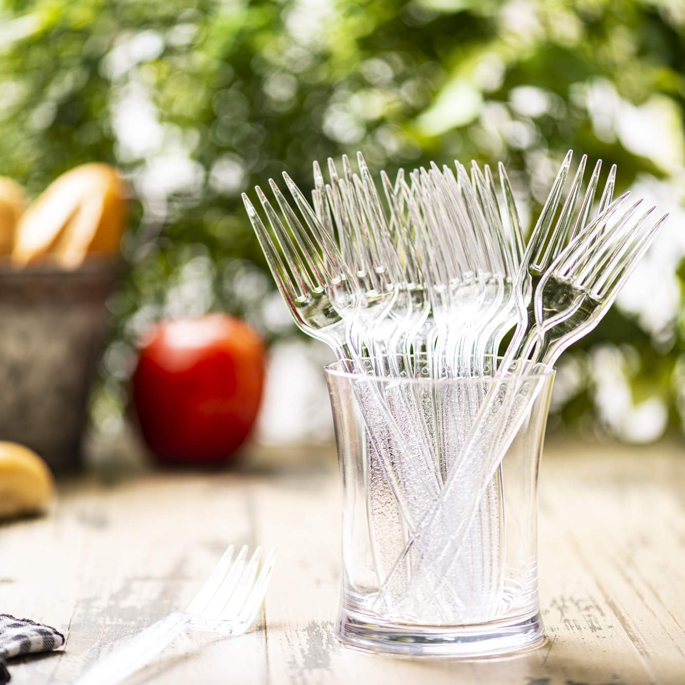 Comfy Package [100 Pack Clear Plastic Knives Heavy Duty with Engraved Design - Plastic Knives Disposable, Sturdy Plastic Silverware for Parties, Weddings, and Events
