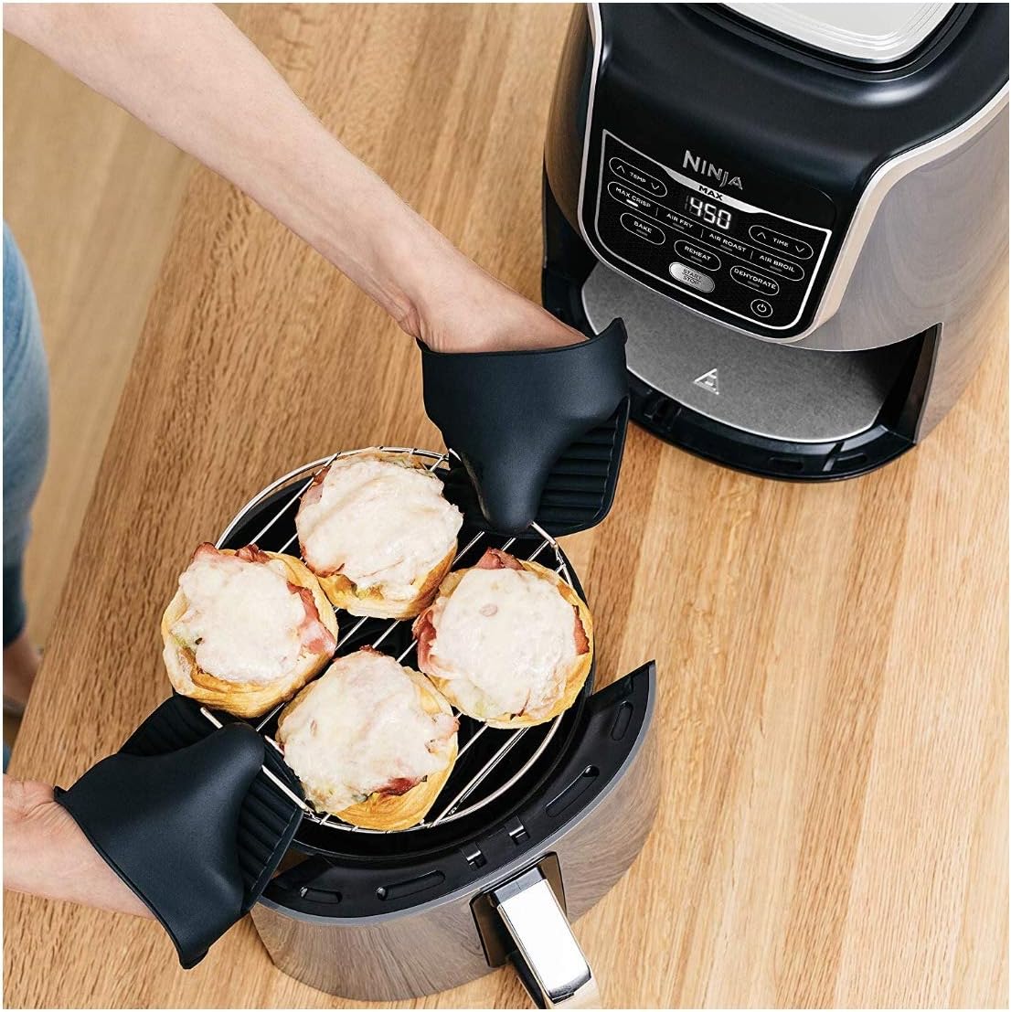 Ninja Air Fryer, Roast, Bake, Air Fry, Roast, Broil, Reheats, & Dehydrates, 4-in-1, Fries, Frozen Food, Veggies, and Juicy Meat, Less Oil, Easy Meals, Healthy Meals