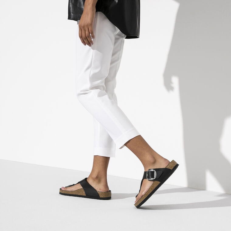 Gizeh Big Buckle Oiled Nubuck Leather